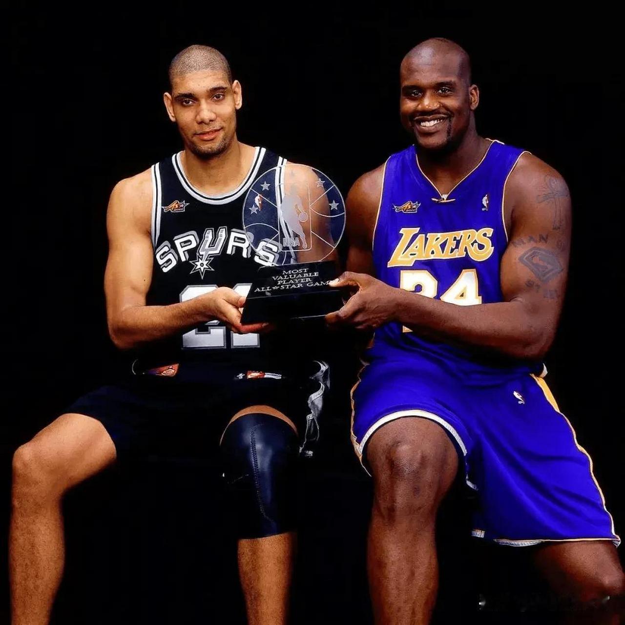 何宇鹏：在国安踢球真的很幸福；法比奥实至名归的金靴太帅啦（何宇鹏：为国安效力倍感幸福，法比奥金靴名副其实又帅气）